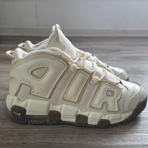 Nike Air More Uptempo Cream/Beige Youth Size 6.5Y Sneakers.